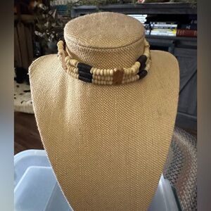 Chic Beaded Choker Necklace in Tan and Black